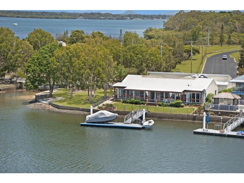 86 Endeavour Dr, Banksia Beach QLD 4507