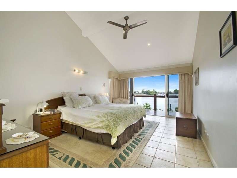 86 Endeavour Dr, Banksia Beach QLD 4507