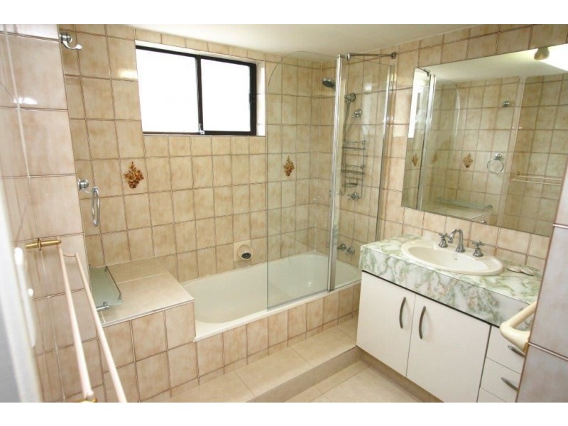 2/51 Toorbul St, Bongaree QLD 4507