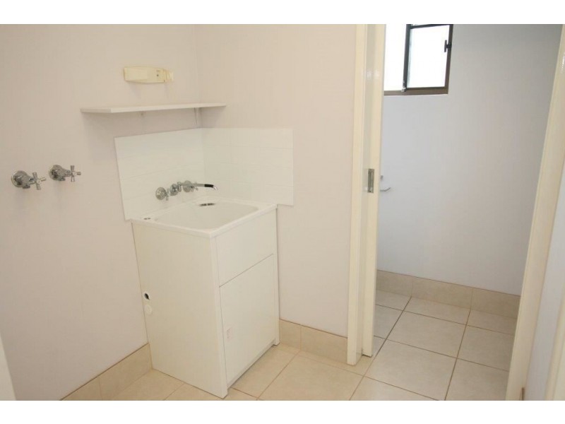 2/51 Toorbul St, Bongaree QLD 4507