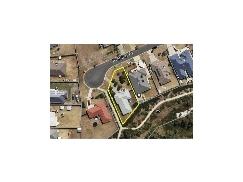 11 Pristine Pl, Ningi QLD 4511