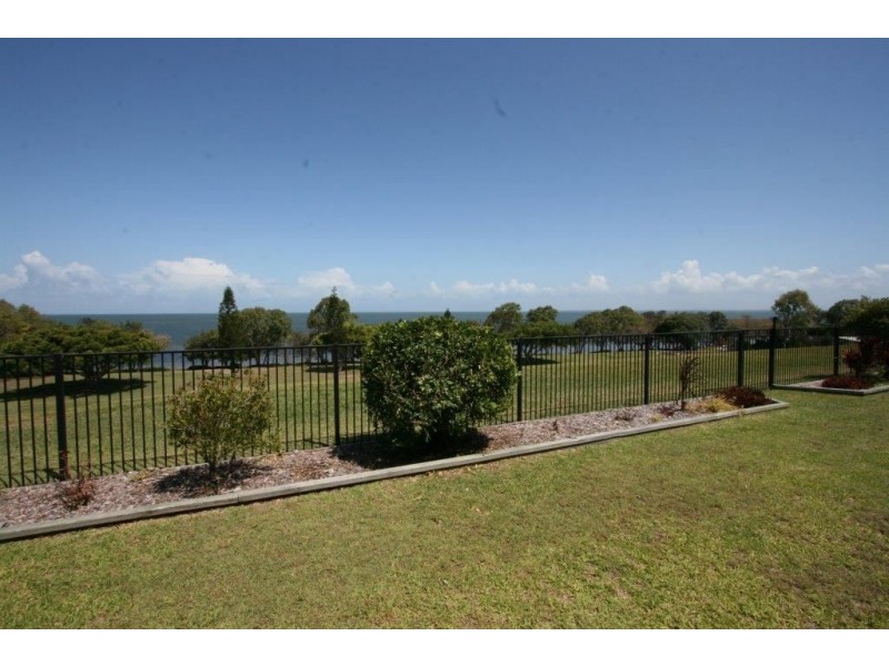 Sandstone Point QLD 4511