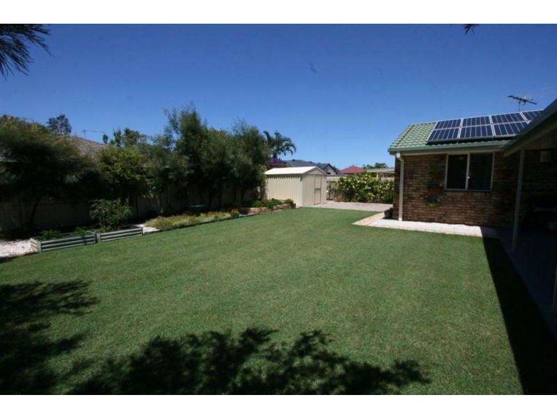 12 Mossman Way, Sandstone Point QLD 4511