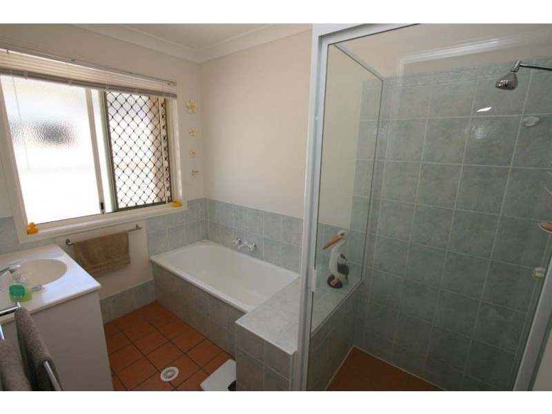 12 Mossman Way, Sandstone Point QLD 4511