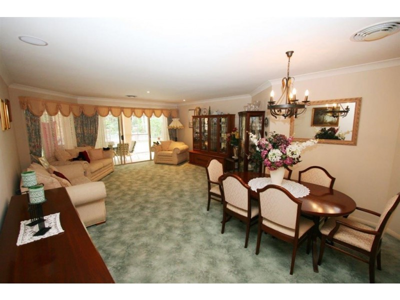 165 Endeavour Dr, Banksia Beach QLD 4507