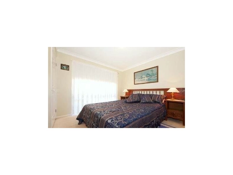24 Seaforth St, Sandstone Point QLD 4511