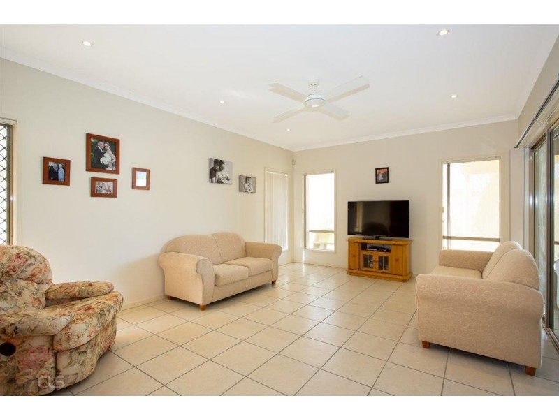 37 Raptor Pde, Banksia Beach QLD 4507