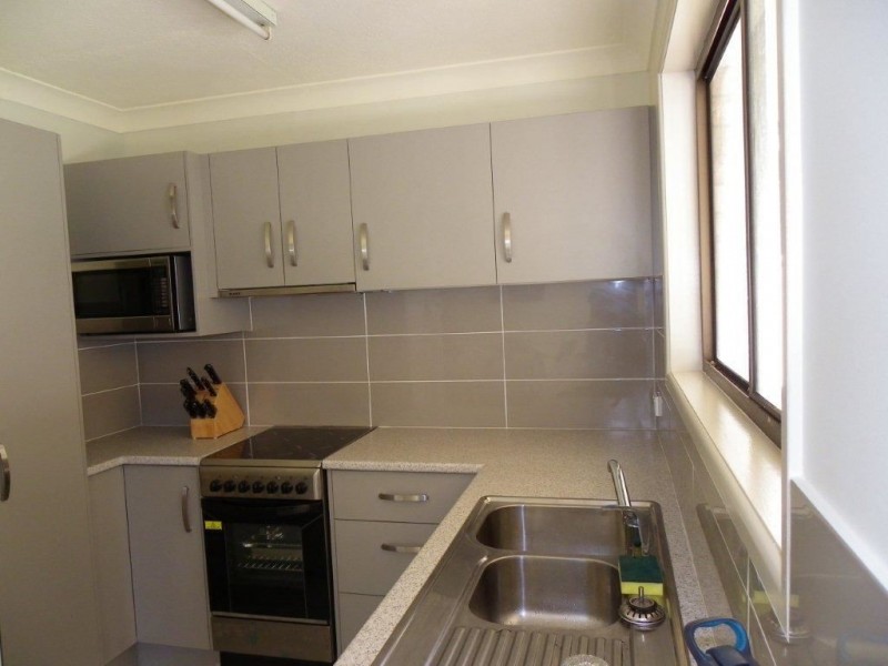 9 Hawaii Crescent, Banksia Beach QLD 4507