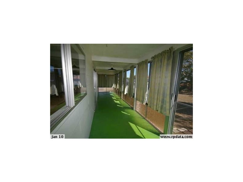 28 Winston Drive, Bongaree QLD 4507