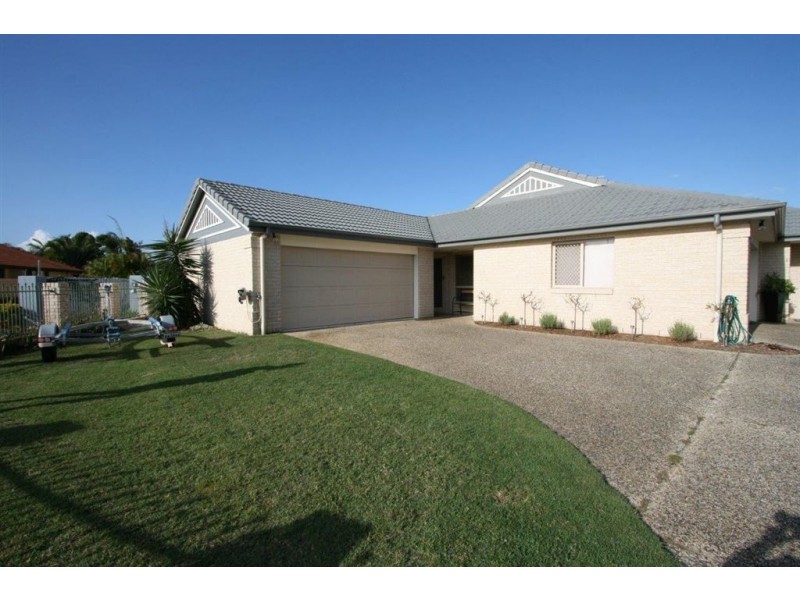1/19 Bowsprit Cr, Banksia Beach QLD 4507