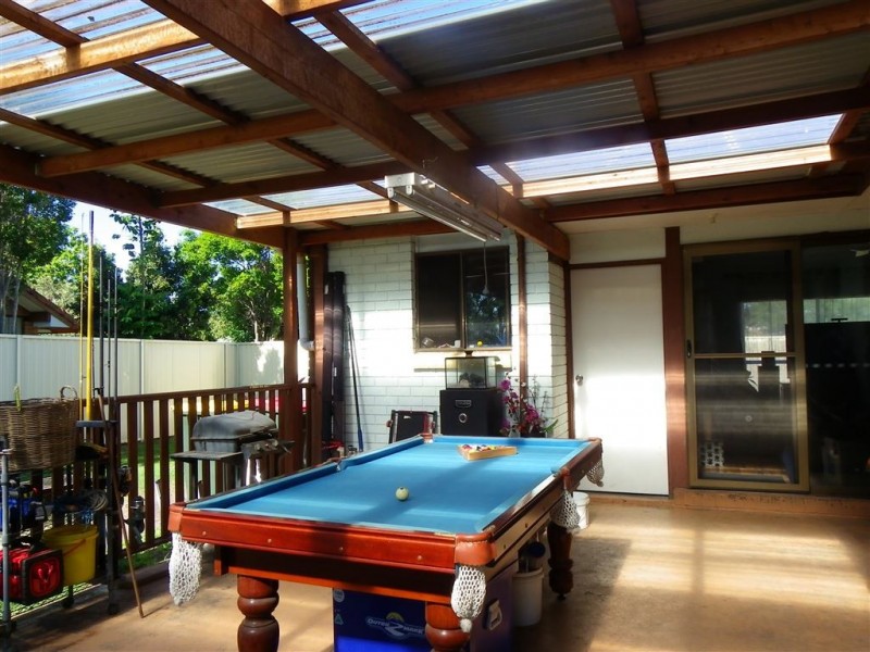 16 Hawaii Cres, Banksia Beach QLD 4507