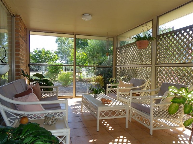 27 Flamingo Dr, Banksia Beach QLD 4507