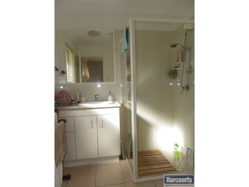 66 Kangaroo Ave, Bongaree QLD 4507