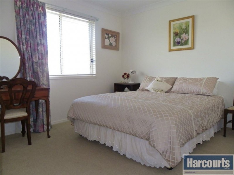 66 Kangaroo Ave, Bongaree QLD 4507