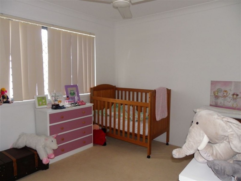 309 Bestmann Rd, Sandstone Point QLD 4511