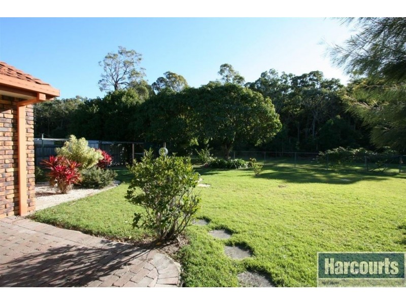 77 Lachlan Crescent, Sandstone Point QLD 4511