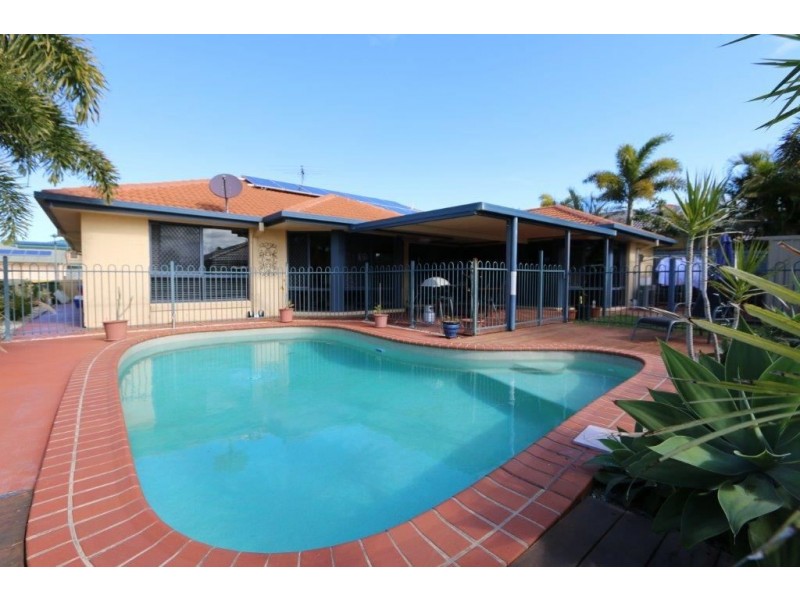 Sandstone Point QLD 4511