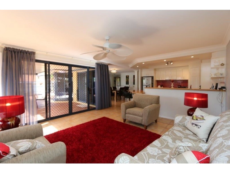 Sandstone Point QLD 4511