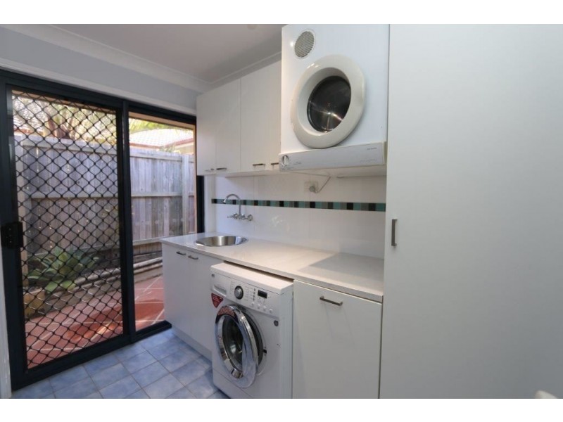 Sandstone Point QLD 4511