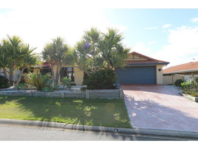 Sandstone Point QLD 4511