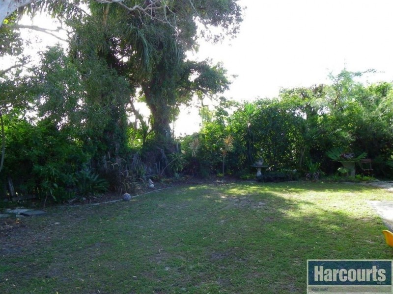 29 Hazell Ave, Banksia Beach QLD 4507