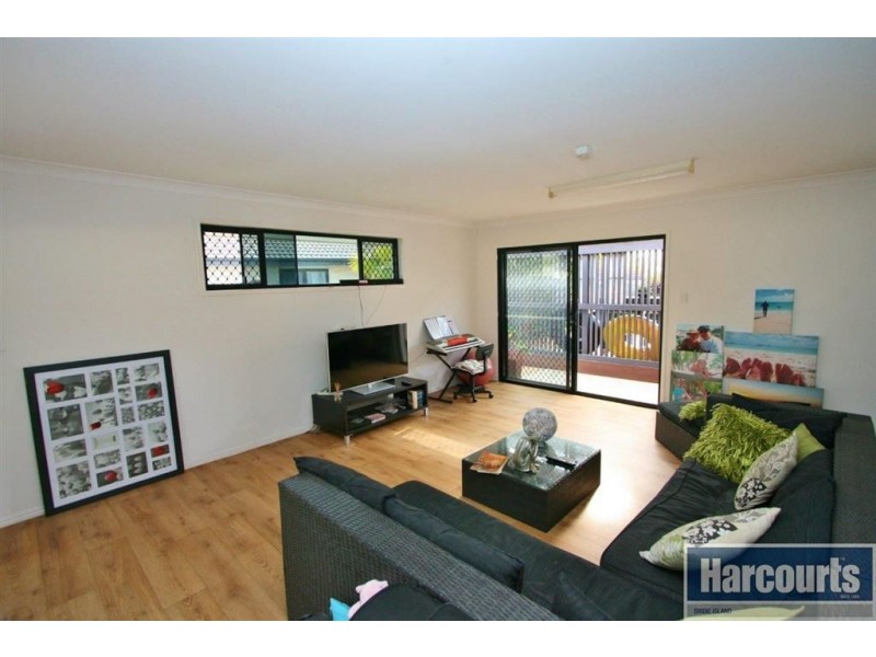 4 Wategoes Street, Sandstone Point QLD 4511