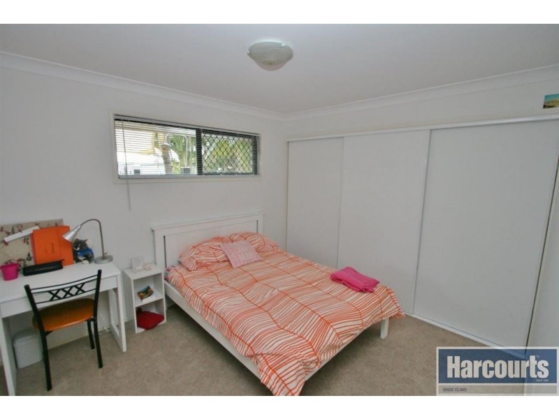 4 Wategoes Street, Sandstone Point QLD 4511