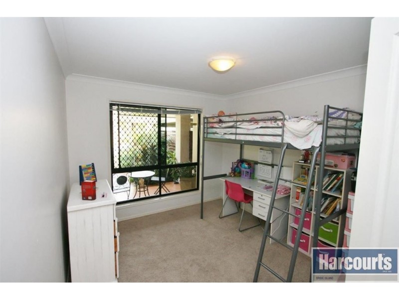 4 Wategoes Street, Sandstone Point QLD 4511