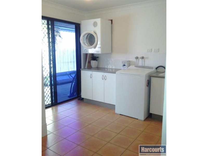 4 Wategoes Street, Sandstone Point QLD 4511