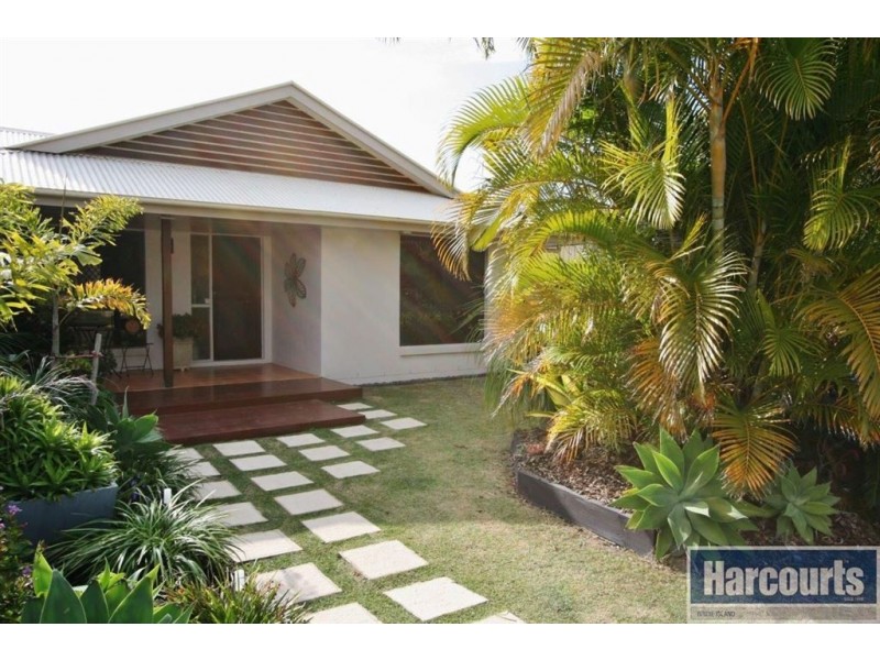 4 Wategoes Street, Sandstone Point QLD 4511