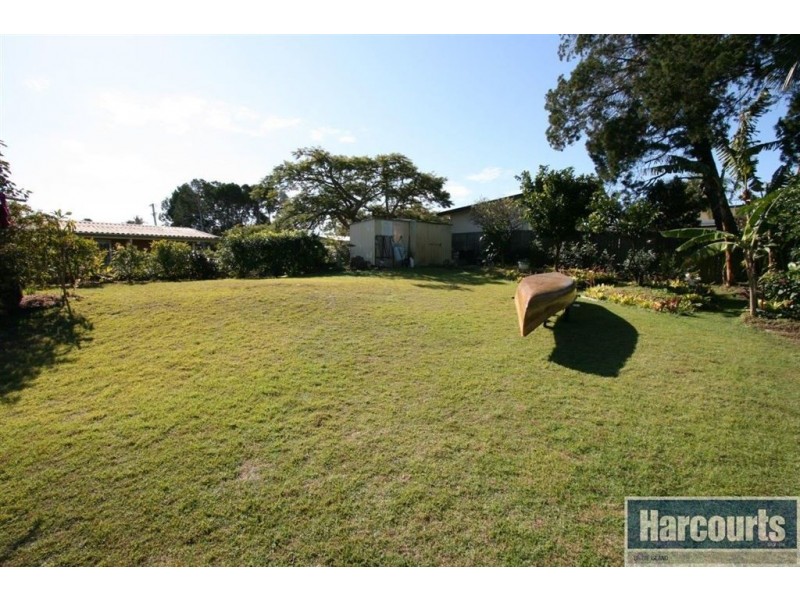 17 Cumming Street, Bongaree QLD 4507
