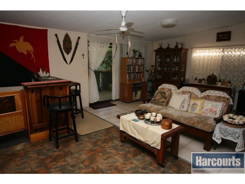 17 Cumming Street, Bongaree QLD 4507