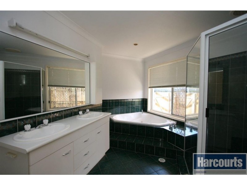 44 Hoya Crescent, Bongaree QLD 4507