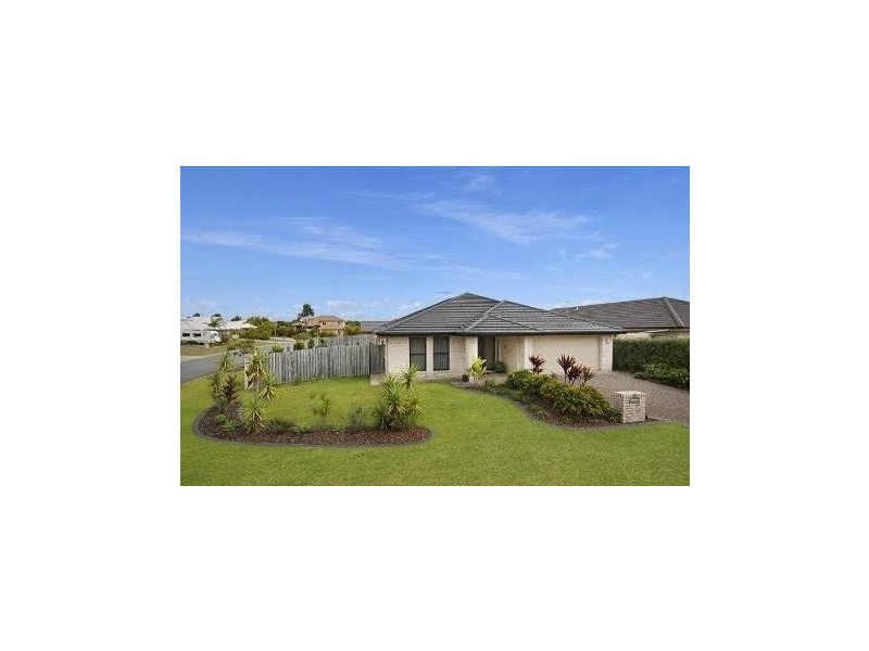 15 Sandheath Pl, Ningi QLD 4511
