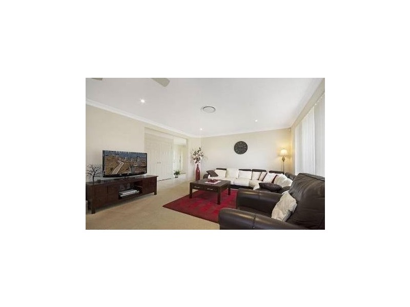 15 Sandheath Pl, Ningi QLD 4511