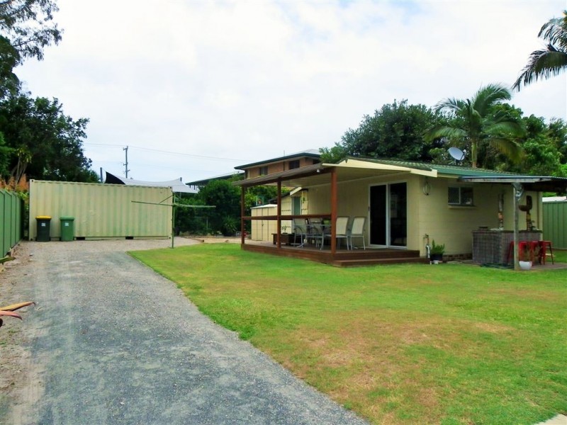 95 Ningi Esp, Ningi QLD 4511