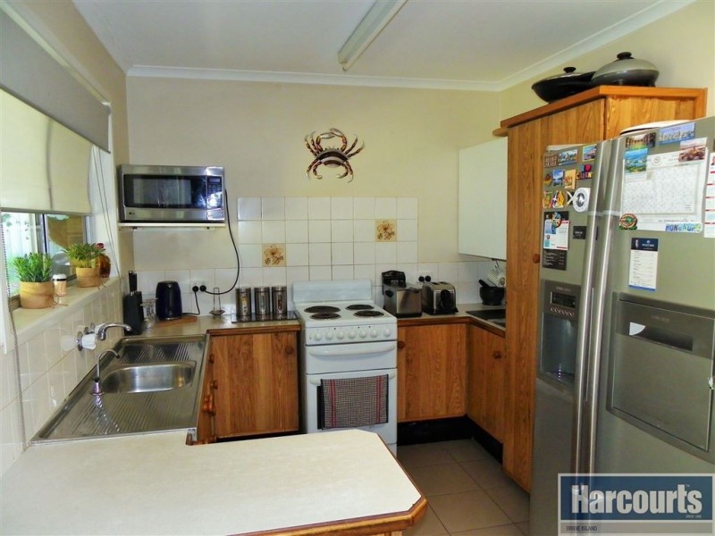 95 Ningi Esp, Ningi QLD 4511