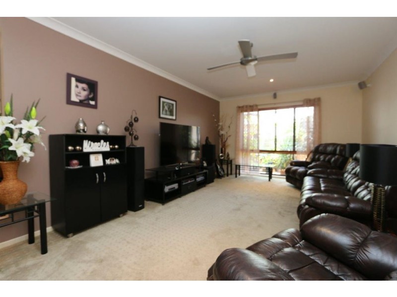 36 Mossman Way, Sandstone Point QLD 4511
