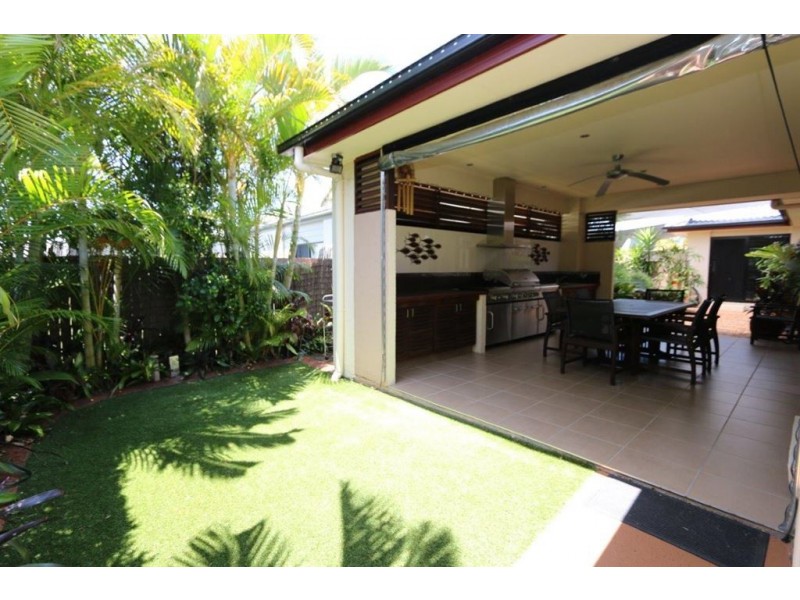 36 Mossman Way, Sandstone Point QLD 4511