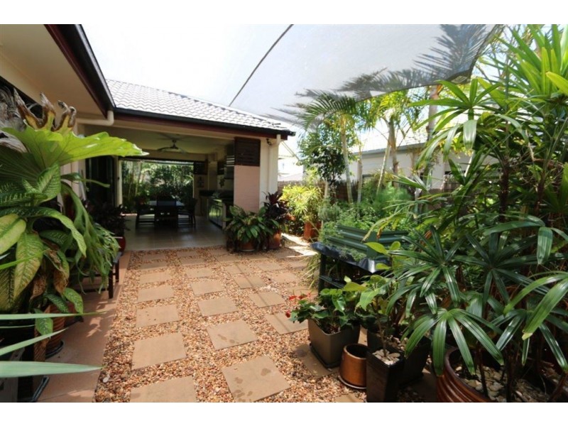 36 Mossman Way, Sandstone Point QLD 4511