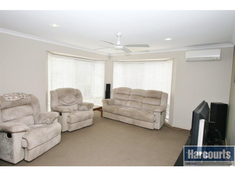 25 Barklya Cr, Bongaree QLD 4507