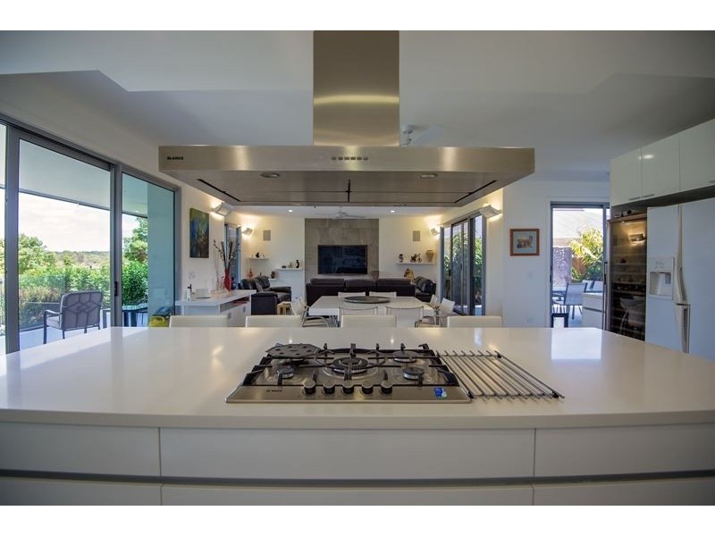 55 Dunebean Dr, Banksia Beach QLD 4507