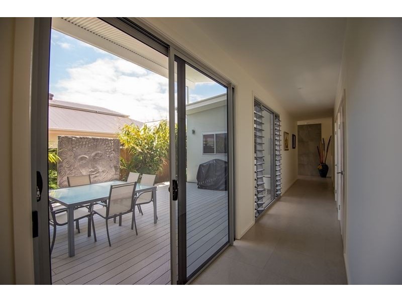55 Dunebean Dr, Banksia Beach QLD 4507