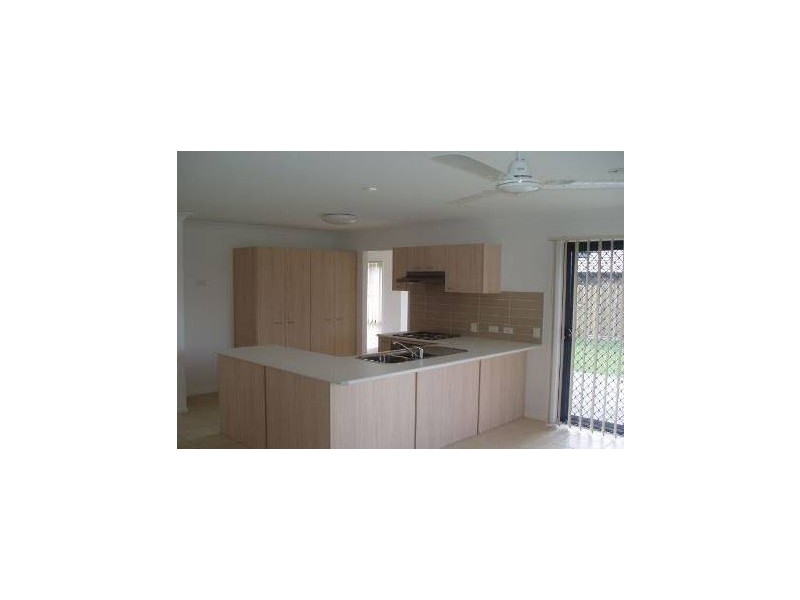 Sandstone Point QLD 4511