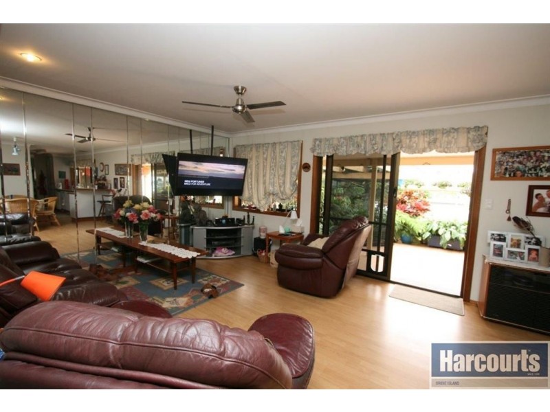 19 Dolphin Drive, Bongaree QLD 4507