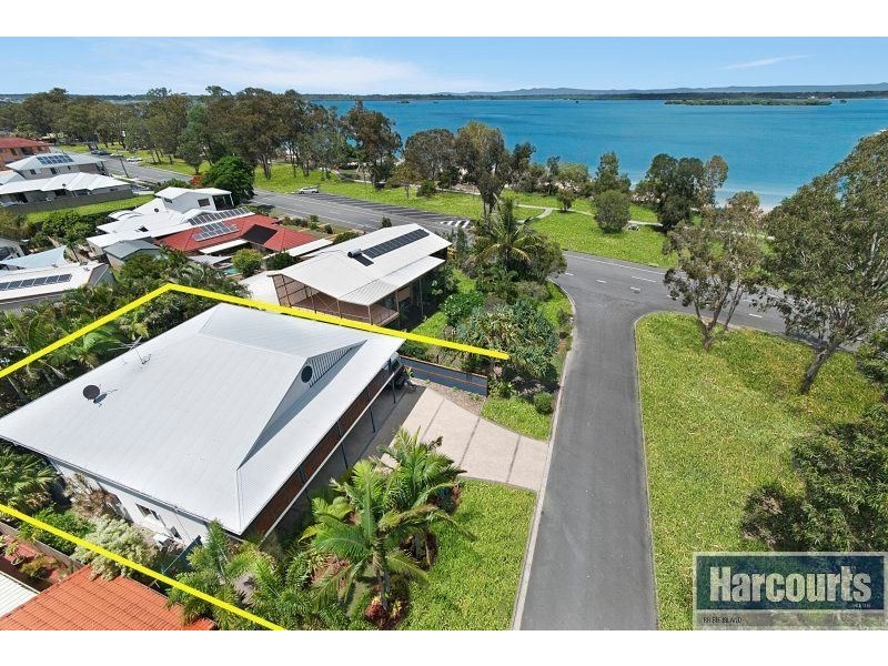 17 Eagle Ct, Banksia Beach QLD 4507