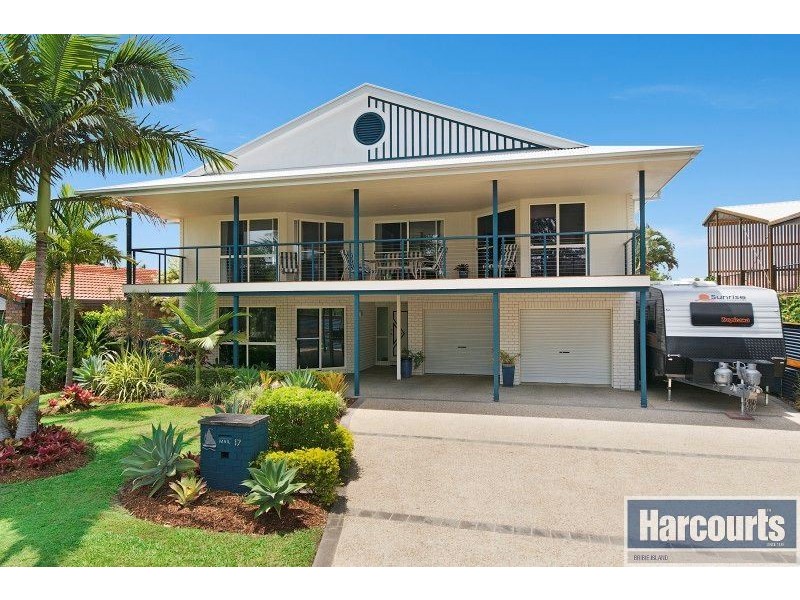17 Eagle Ct, Banksia Beach QLD 4507