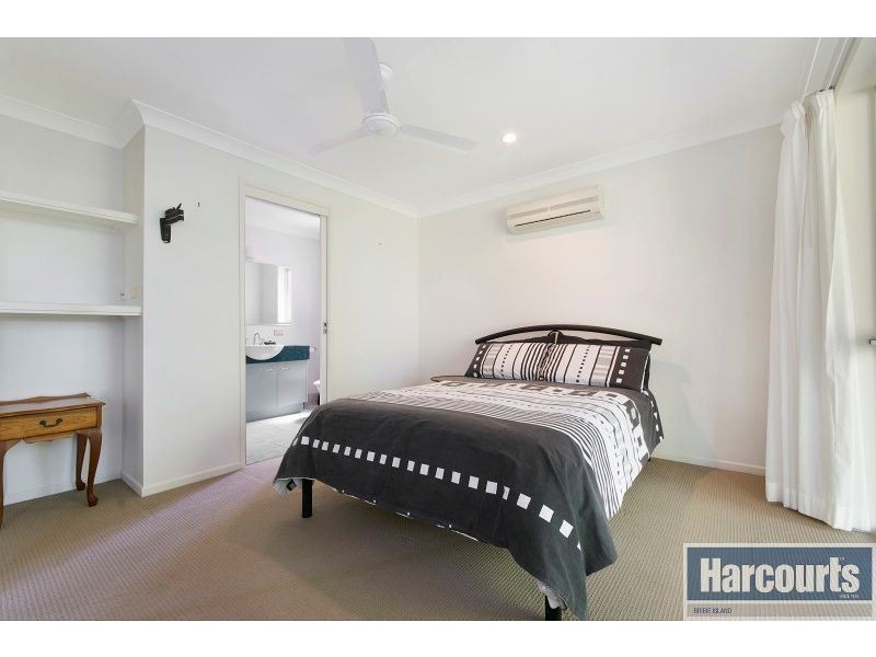 17 Eagle Ct, Banksia Beach QLD 4507