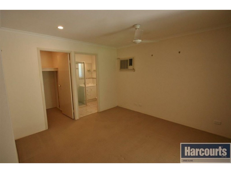 18 Scarborough Crt, Sandstone Point QLD 4511