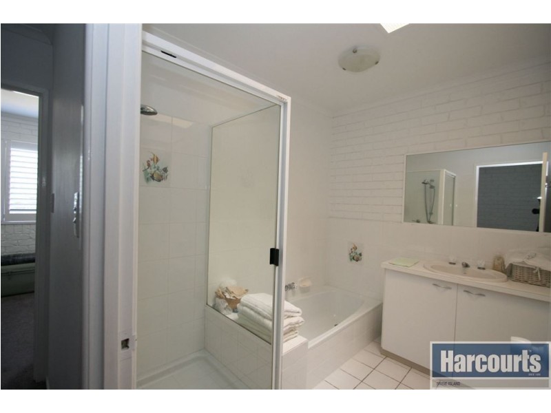 4/62 Banya St, Bongaree QLD 4507